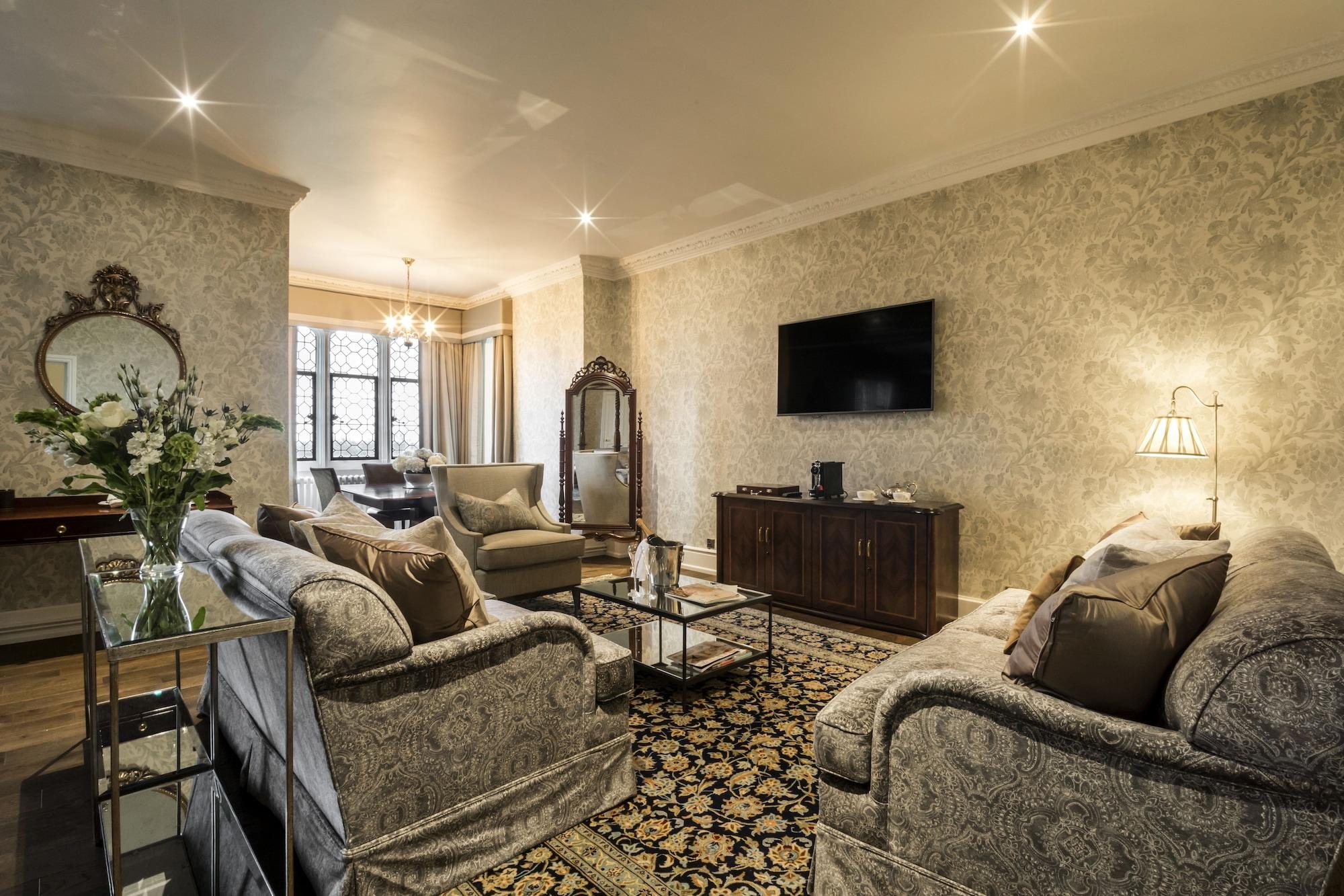 Eastwell Manor, Champneys Hotel & Spa Ashford  Exterior foto