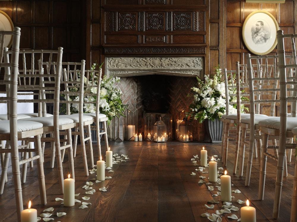 Eastwell Manor, Champneys Hotel & Spa Ashford  Exterior foto